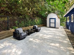 895 Wildwood Boulevard SW, Issaquah WA 98027