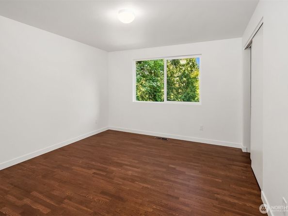 895 Wildwood Boulevard SW, Issaquah WA 98027