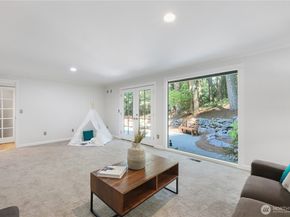21700 SE 37th Street, Sammamish WA 98075