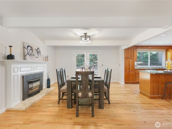 21700 SE 37th Street, Sammamish WA 98075