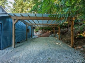 21700 SE 37th Street, Sammamish WA 98075
