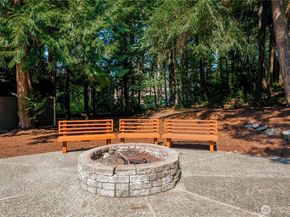 21700 SE 37th Street, Sammamish WA 98075