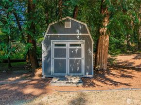 21700 SE 37th Street, Sammamish WA 98075
