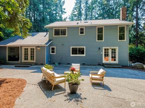 21700 SE 37th Street, Sammamish WA 98075