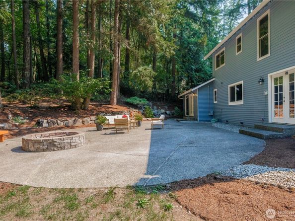 21700 SE 37th Street, Sammamish WA 98075
