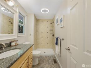 21700 SE 37th Street, Sammamish WA 98075