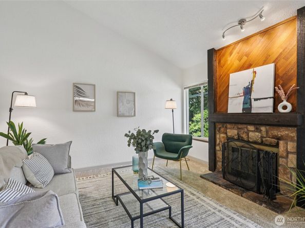 14401 SE Petrovitsky Road A203, Renton WA 98058