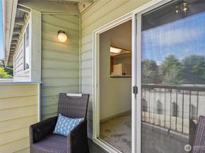 14401 SE Petrovitsky Road A203, Renton WA 98058