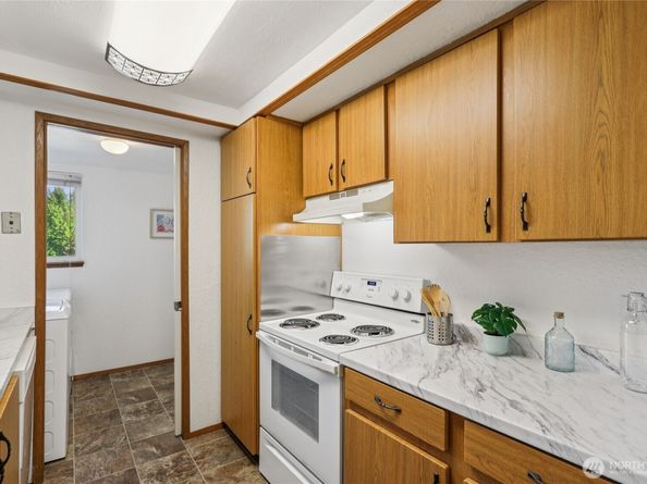 14401 SE Petrovitsky Road A203, Renton WA 98058