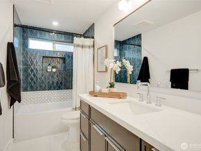 16725 NE 97th Street, Redmond WA 98052