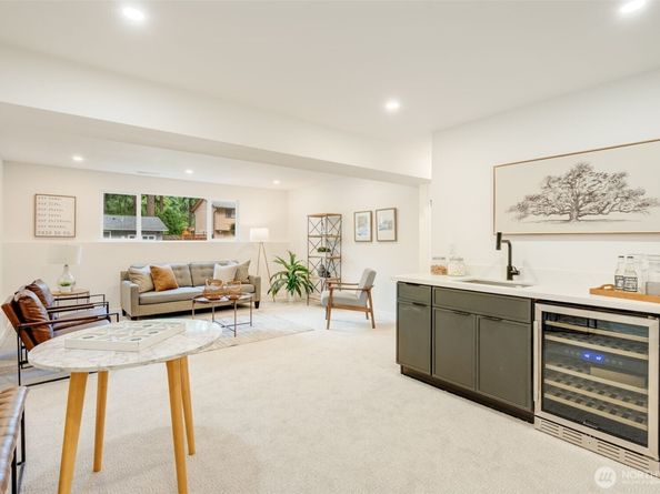 16725 NE 97th Street, Redmond WA 98052