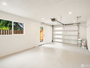 16725 NE 97th Street, Redmond WA 98052