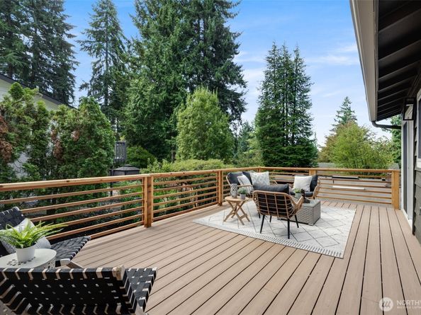 16725 NE 97th Street, Redmond WA 98052