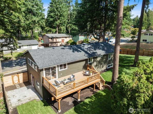 16725 NE 97th Street, Redmond WA 98052