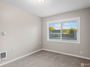 754 2nd Avenue N, Kent WA 98032