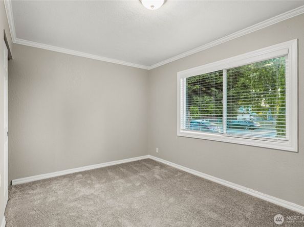 754 2nd Avenue N, Kent WA 98032
