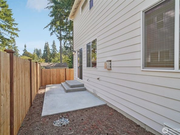 8014 222nd Street SW, Edmonds WA 98026