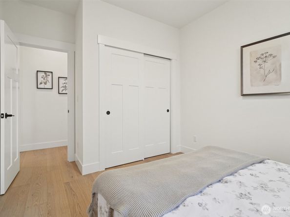 8014 222nd Street SW, Edmonds WA 98026