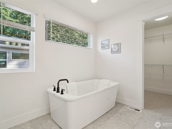 8014 222nd Street SW, Edmonds WA 98026