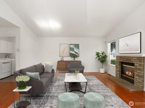 910 NW Leisure Lane, Bremerton WA 98311