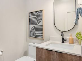 637 18th Avenue W, Kirkland WA 98033