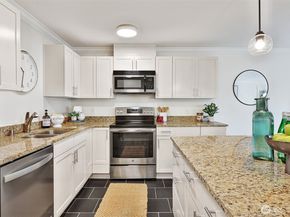 2230 NW 59th Street 301, Seattle WA 98107