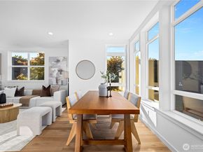 1704 B N 47th Street, Seattle WA 98103