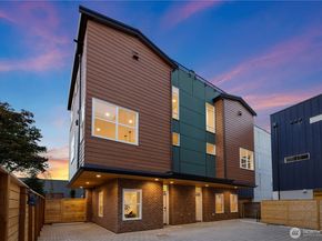 1704 B N 47th Street, Seattle WA 98103