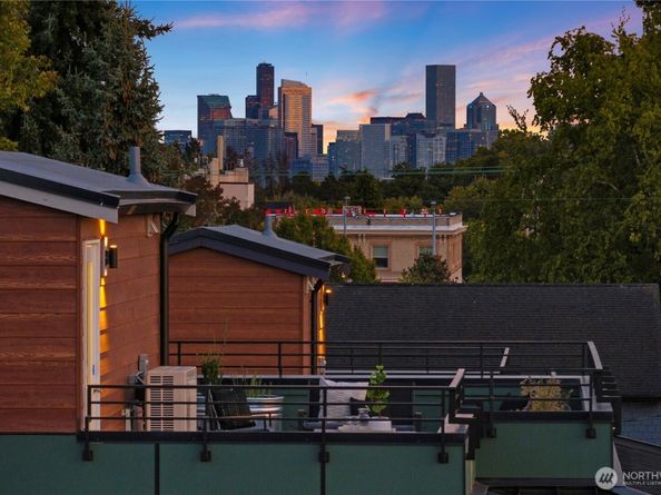 1704 B N 47th Street, Seattle WA 98103