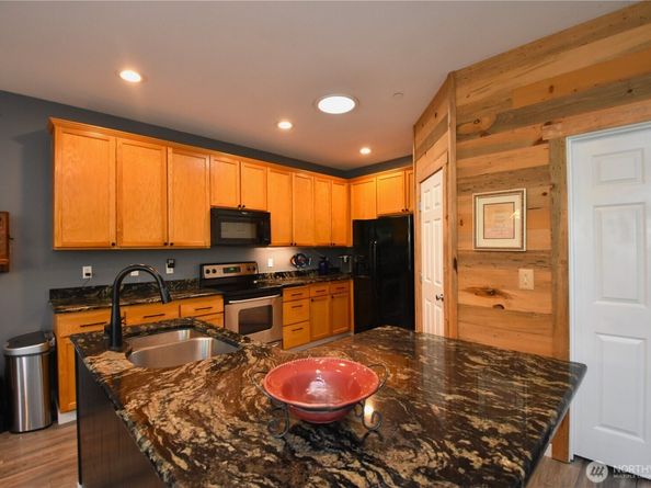 5815 8th Avenue W, Everett WA 98203