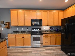 5815 8th Avenue W, Everett WA 98203