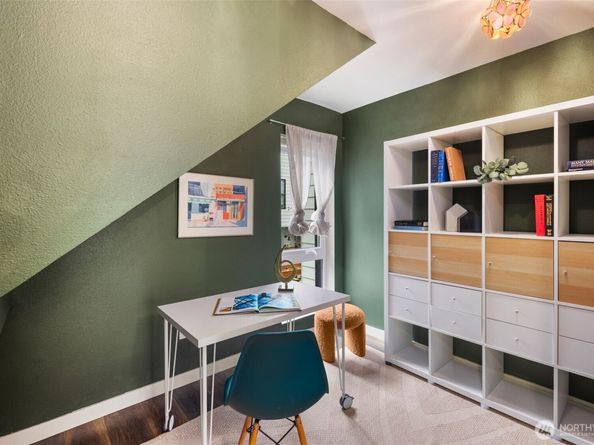 302 N 107th Street, Seattle WA 98133