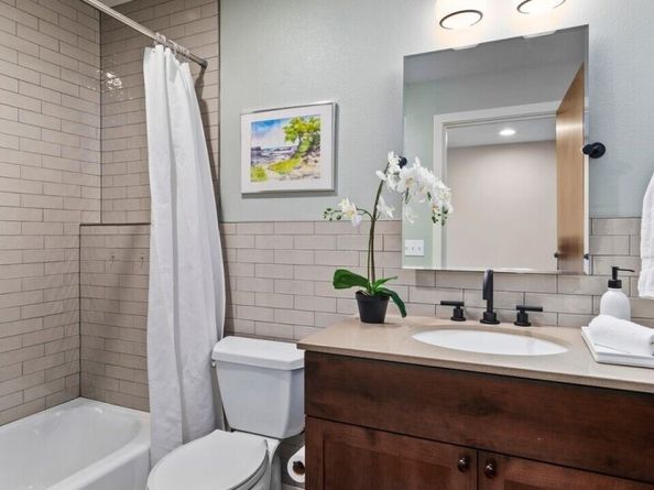 302 N 107th Street, Seattle WA 98133