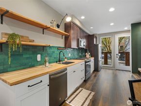 302 N 107th Street, Seattle WA 98133