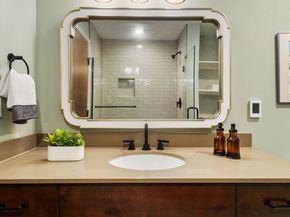 302 N 107th Street, Seattle WA 98133