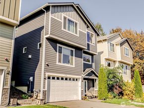 2704 S 120th Place, SeaTac WA 98168