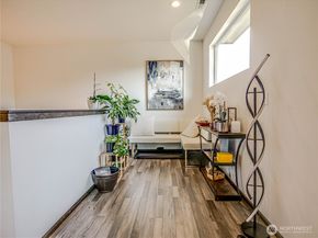2704 S 120th Place, SeaTac WA 98168