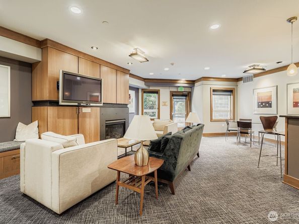5440 Leary Avenue NW 332, Seattle WA 98107