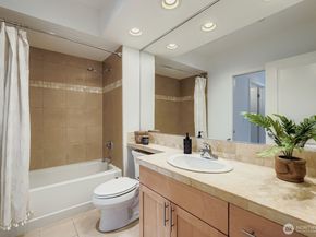 5440 Leary Avenue NW 332, Seattle WA 98107