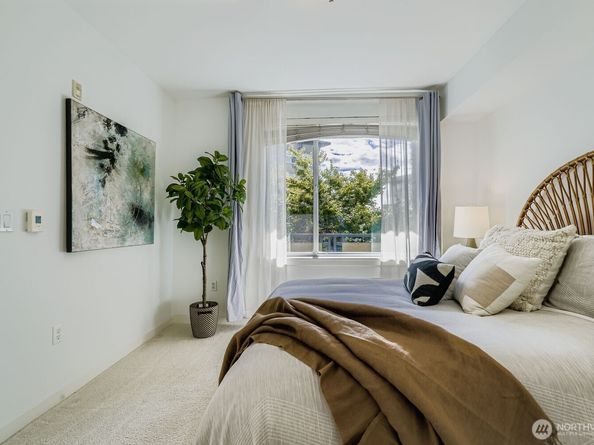 5440 Leary Avenue NW 332, Seattle WA 98107