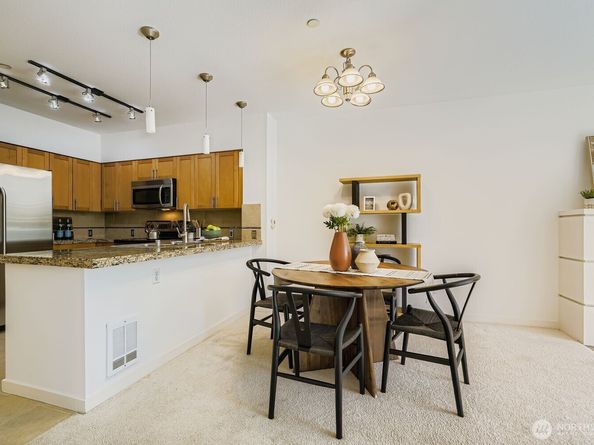 5440 Leary Avenue NW 332, Seattle WA 98107