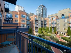 2414 1st Avenue 525, Seattle WA 98121