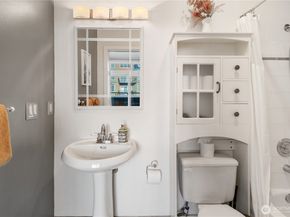 2414 1st Avenue 525, Seattle WA 98121