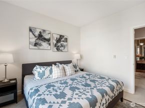 2414 1st Avenue 525, Seattle WA 98121