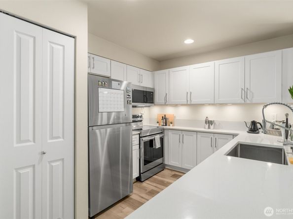 1504 Aurora Avenue N 101, Seattle WA 98109