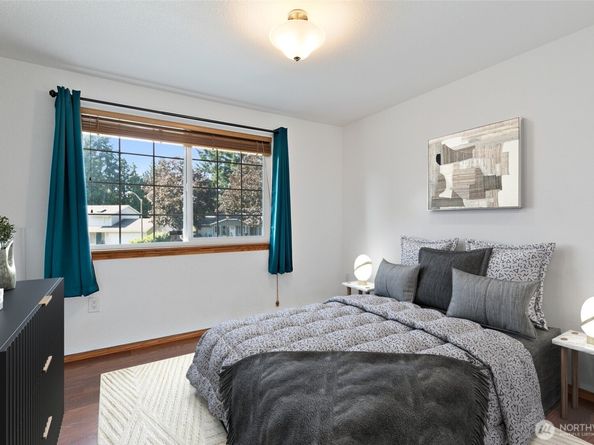 22006 120th Place SE, Kent WA 98031