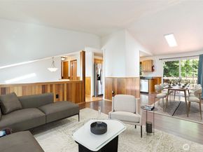22006 120th Place SE, Kent WA 98031