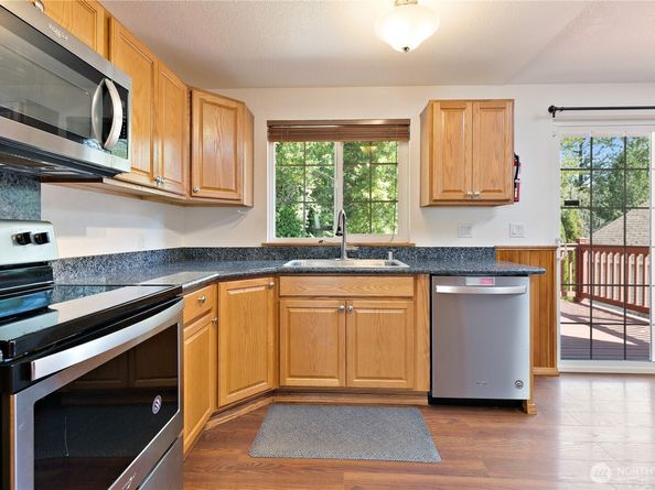22006 120th Place SE, Kent WA 98031