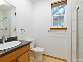 22006 120th Place SE, Kent WA 98031