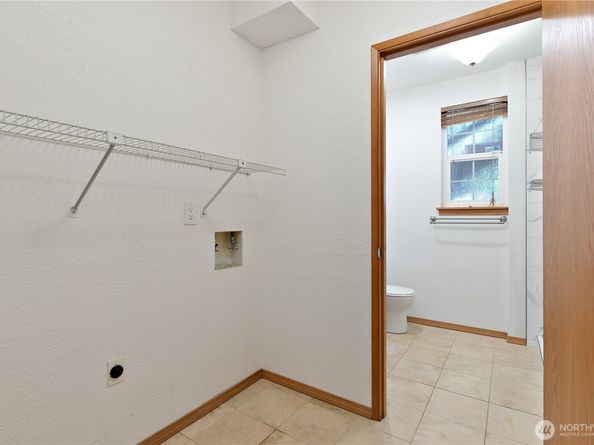 22006 120th Place SE, Kent WA 98031
